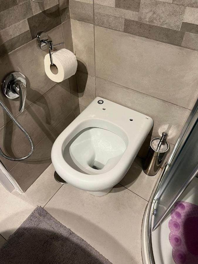 נאפולי Chiaia Home 23 מראה חיצוני תמונה